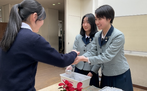 お弁当の注文・パン・おにぎりの販売